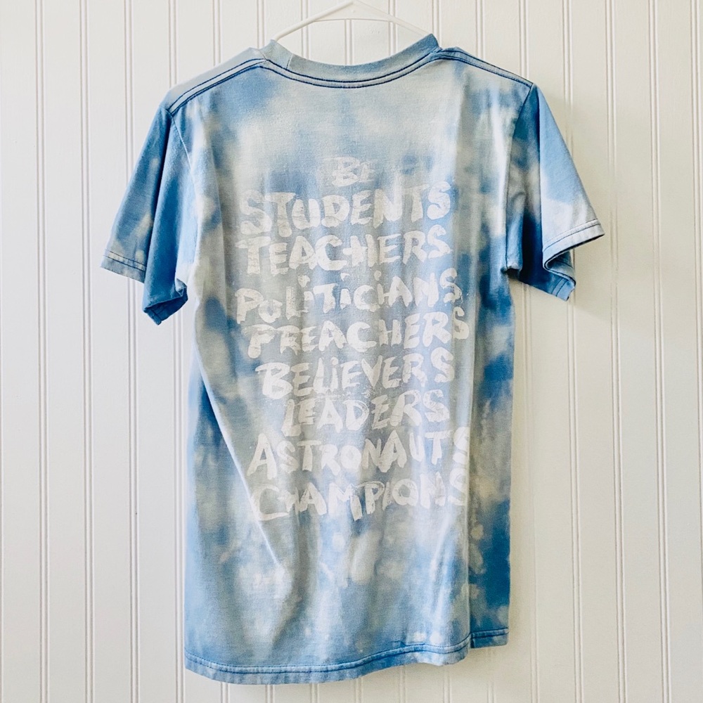 UPCYCLED The Script “Hall of Fame” Bleached Tee
